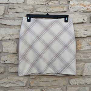 White House Black Market White Plaid Pencil Skirt